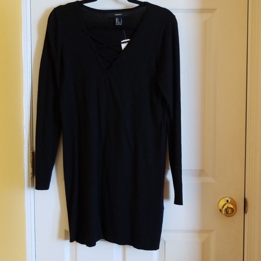 F21 Black dress with v neck front